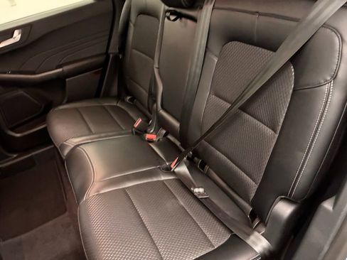 New 2026 Ford Escape SE image 30