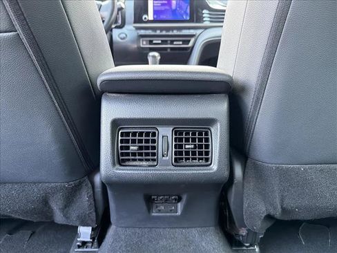 Used 2025 Toyota Camry SE FWD image 22