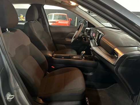 Used 2025 Nissan Kicks S AWD/4WD image 10
