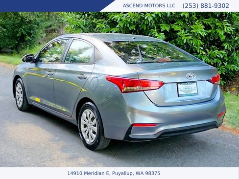 Used 2019 Hyundai Accent SE FWD image 3