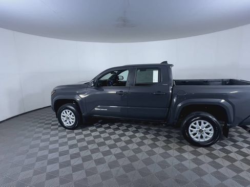 Used 2024 Toyota Tacoma SR5 AWD/4WD image 6