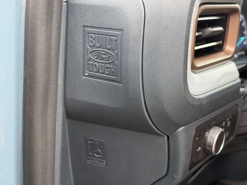 Used 2023 Ford Maverick Lariat w/ Lariat Luxury Package image 6