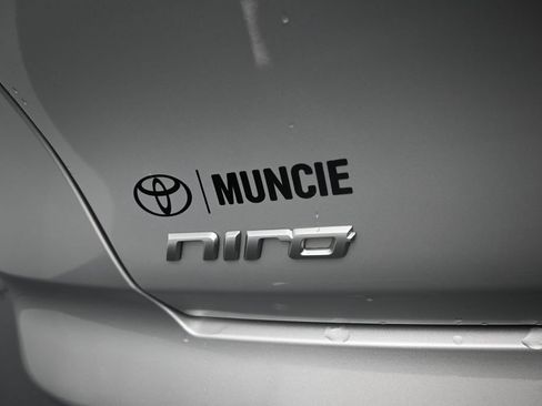 Used 2019 Kia Niro LX FWD image 38