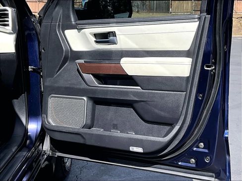 Used 2023 Toyota Sequoia Capstone image 26