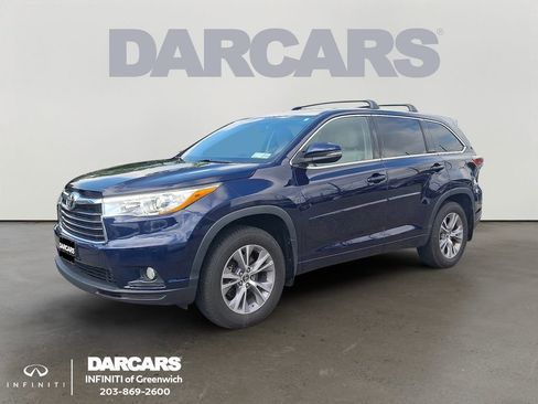 Used 2016 Toyota Highlander Plus image 1