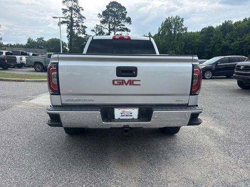 Used 2018 GMC Sierra 1500 SLT AWD/4WD image 8