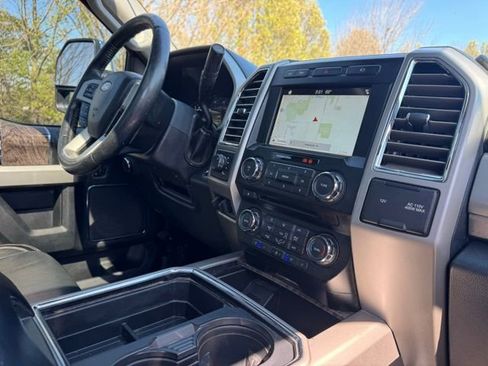 Used 2017 Ford F350 Lariat w/ Lariat Ultimate Package image 35