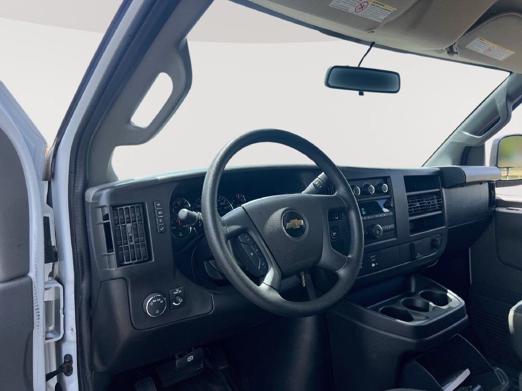 Used 2025 Chevrolet Express 2500 w/ Driver Convenience Package RWD image 11