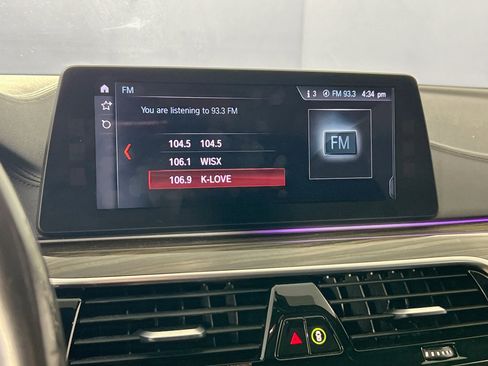 Used 2018 BMW 530i xDrive image 15