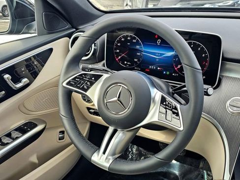 New 2026 Mercedes-Benz C 300 4MATIC Sedan image 28