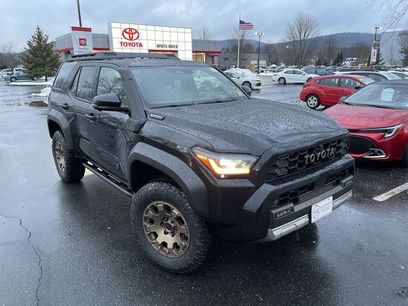 New 2025 Toyota 4Runner Trailhunter