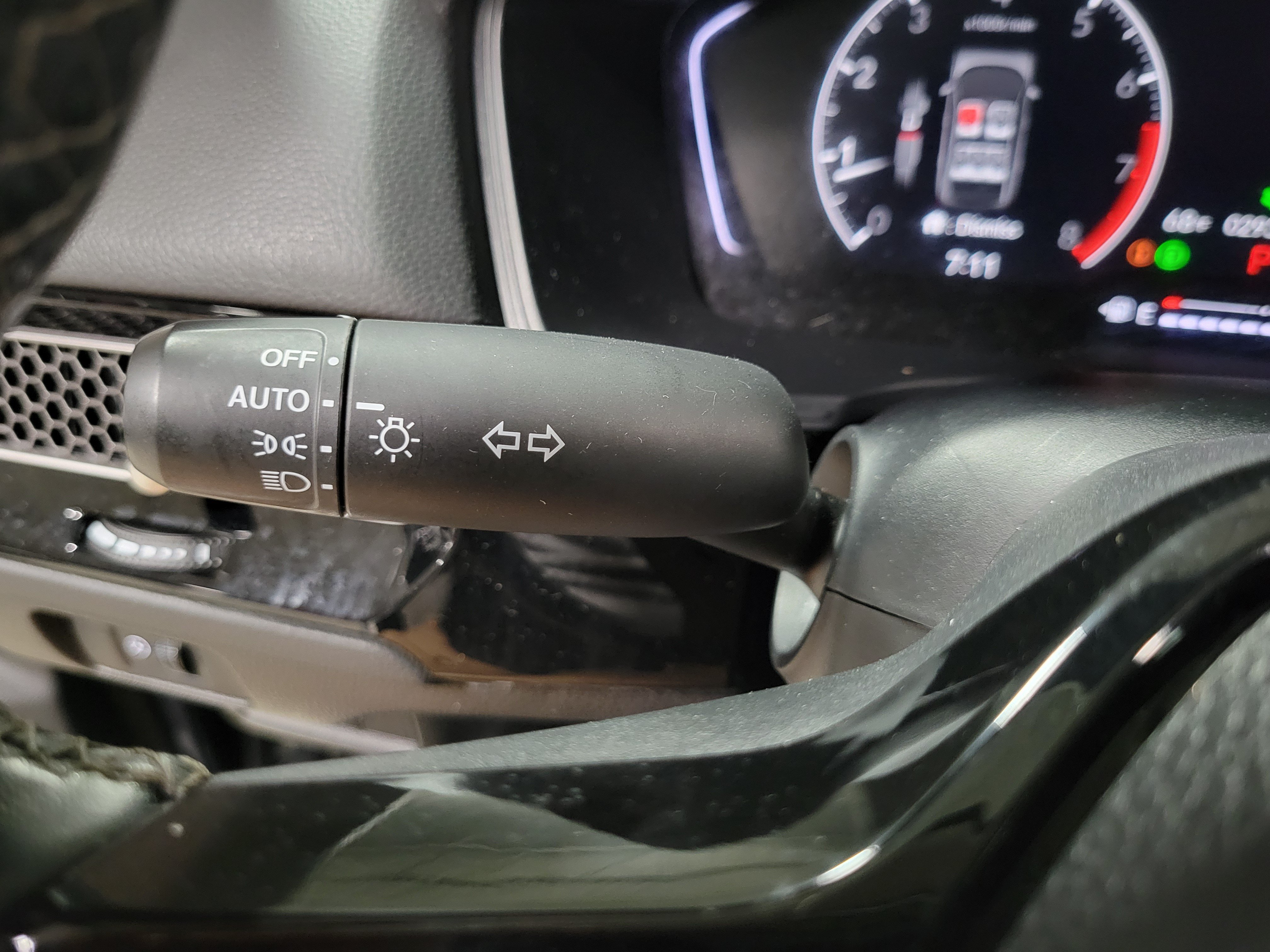 Used 2024 Honda Civic EX image 25