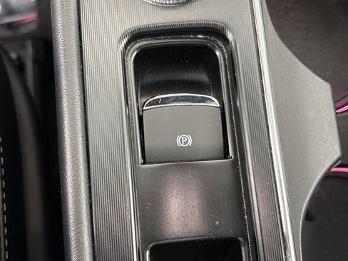 Used 2023 Lincoln Corsair Reserve w/ Equipment Group 202A image 29