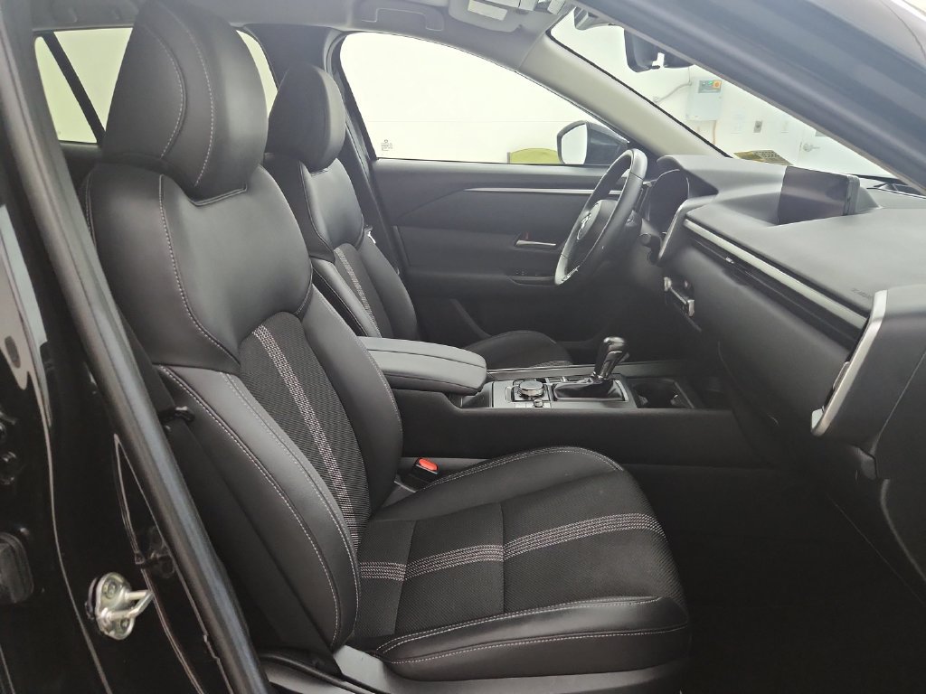 Used 2025 MAZDA CX-50 AWD 2.5 S w/ Preferred Package image 35