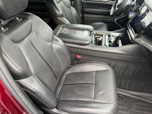 Used 2022 Jeep Wagoneer Series II w/ Premium Group I image 58