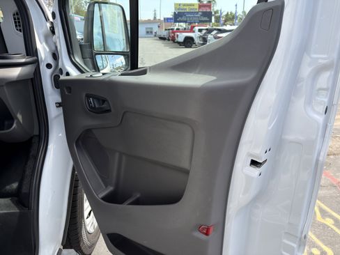 Used 2024 Ford Transit 250 Low Roof w/ Exterior Upgrade Package RWD image 12