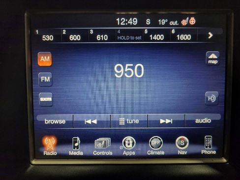 Used 2016 Jeep Grand Cherokee Limited image 25