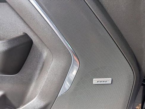 Used 2021 Chevrolet Tahoe Z71 w/ Z71 Signature Package image 18