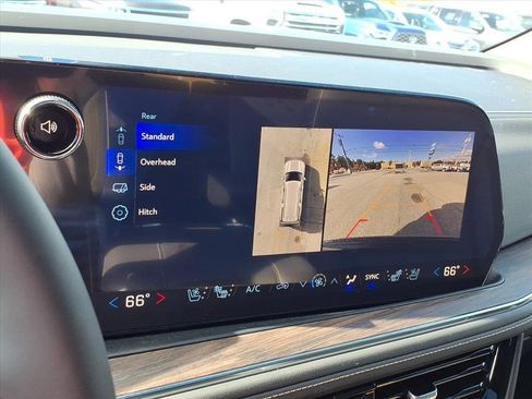 New 2026 Chevrolet Suburban Premier image 25