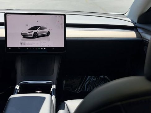Used 2023 Tesla Model 3 Standard Range RWD image 34