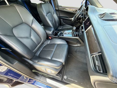 Used 2023 Porsche Macan S AWD/4WD image 14