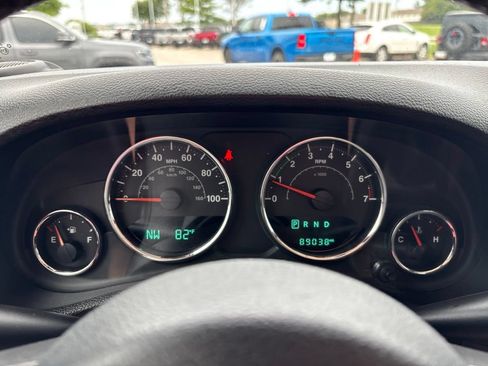 Used 2018 Jeep Wrangler Unlimited Sport S AWD/4WD image 4