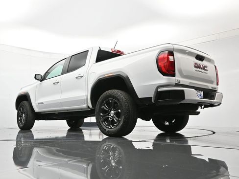 Certified 2024 GMC Canyon Elevation image 43