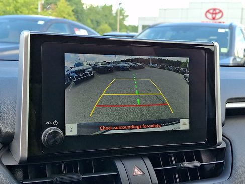 Certified 2025 Toyota RAV4 XLE AWD/4WD image 22
