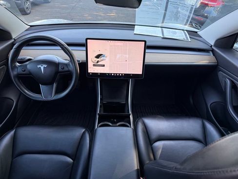 Used 2019 Tesla Model 3 Standard Range Plus RWD image 10