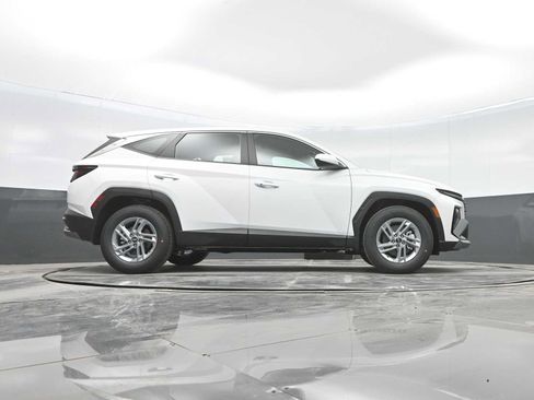 New 2026 Hyundai Tucson SE image 29
