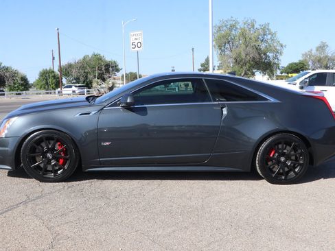 Used 2015 Cadillac CTS V RWD image 4