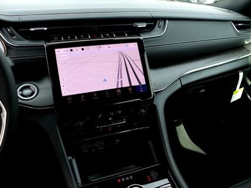 New 2025 Jeep Grand Cherokee L Overland w/ Trailer Tow Package image 12