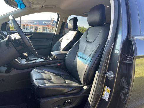 Used 2016 Ford Edge Titanium AWD/4WD image 6