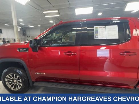 Used 2022 GMC Sierra 1500 AT4 w/ AT4 Preferred Package AWD/4WD image 11