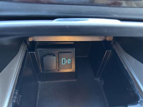 Used 2020 Ford Explorer Limited w/ Class III Trailer Tow Package image 26