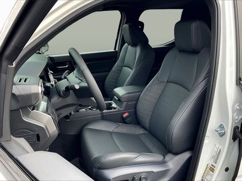 New 2026 Toyota Tacoma TRD Off-Road image 9