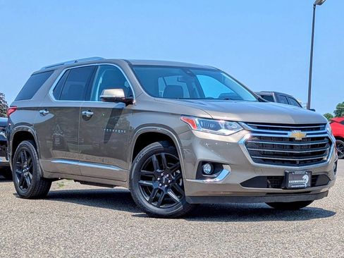 Used 2020 Chevrolet Traverse Premier AWD/4WD image 31