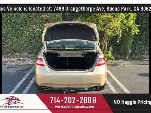 Used 2010 Toyota Camry XLE FWD image 16