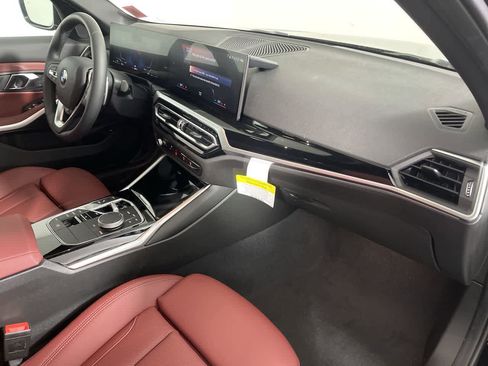 Certified 2024 BMW 330i xDrive Sedan w/ Convenience Package AWD/4WD image 15