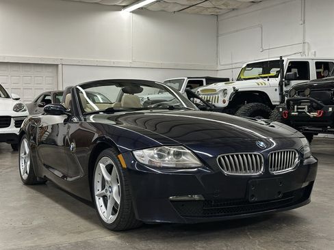Used 2006 BMW Z4 3.0si RWD image 1