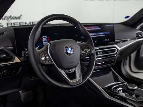 Used 2023 BMW 330i Sedan w/ Premium Package RWD image 21