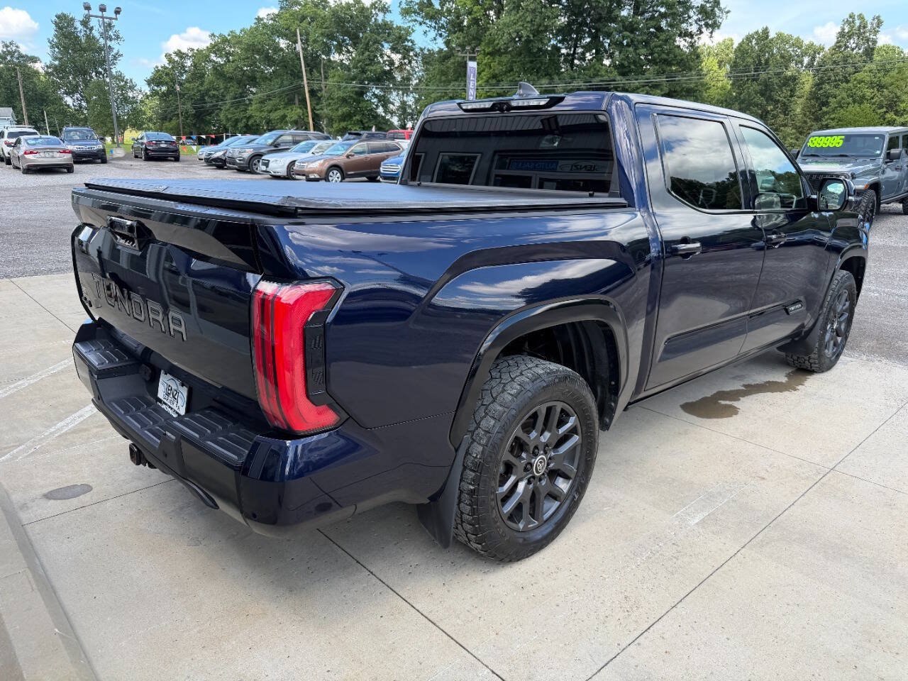 Used 2024 Toyota Tundra Platinum AWD/4WD image 10