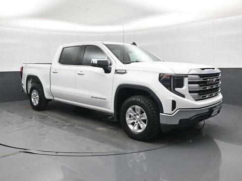 Used 2023 GMC Sierra 1500 SLE AWD/4WD image 1