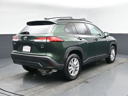 Used 2023 Toyota Corolla Cross LE w/ Moonroof Package image 18