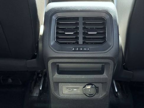 Used 2023 Volkswagen Tiguan SE R-Line AWD/4WD image 22