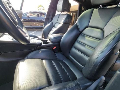 Used 2017 Porsche Macan GTS w/ Premium Package Plus image 25