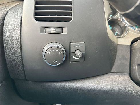 Used 2008 Chevrolet Silverado 1500 LT image 16