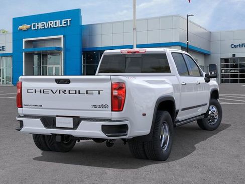 New 2026 Chevrolet Silverado 3500 High Country w/ High Country Premium Package AWD/4WD image 4