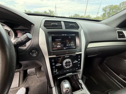 Used 2014 Ford Explorer Sport w/ Equipment Group 401A AWD/4WD image 26