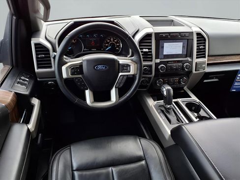 Used 2020 Ford F150 Lariat image 10